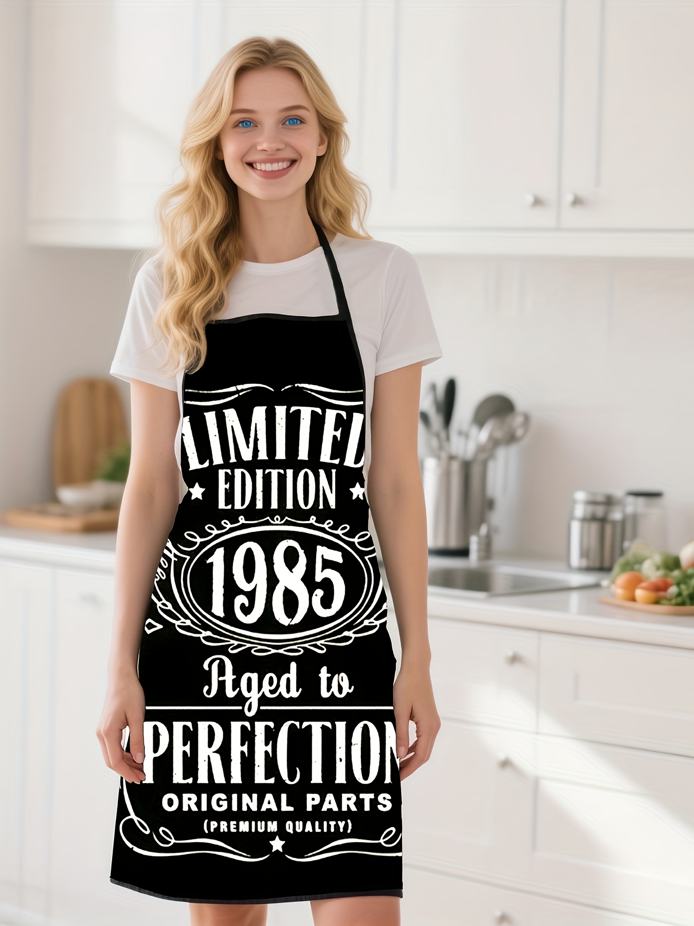 '1985' Tasarımlı Siyah Zeminli - Kitchen Baking Background incelemesi ve fiyatı